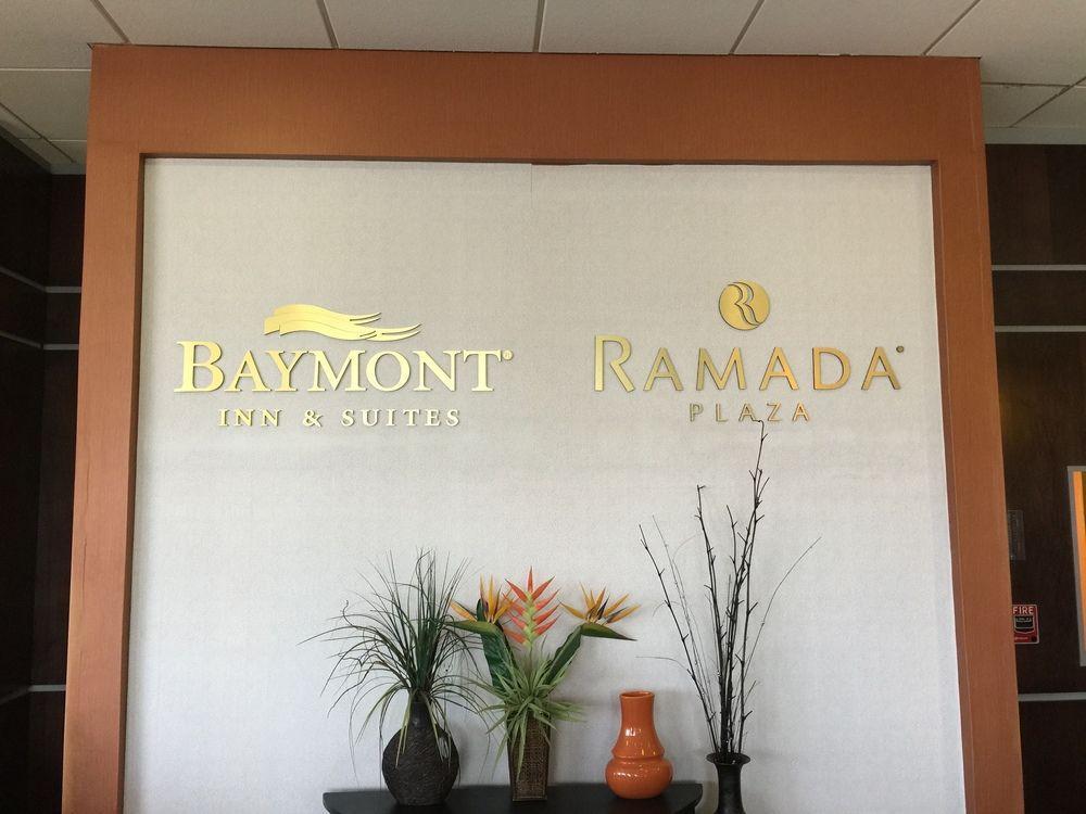 Baymont By Wyndham Fayetteville Fort Bragg Area Exterior foto