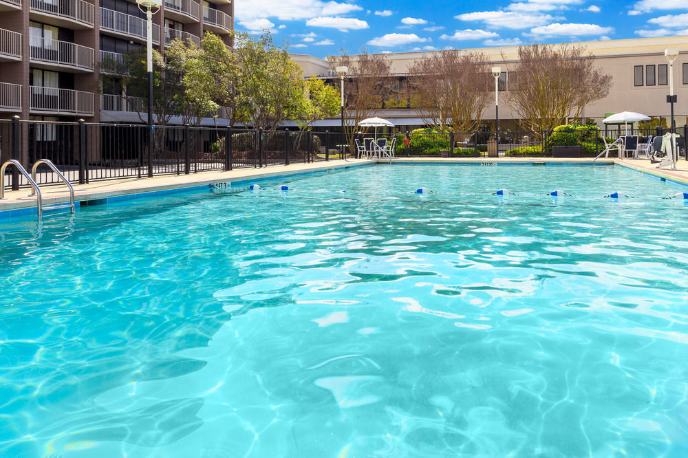 Baymont By Wyndham Fayetteville Fort Bragg Area Exterior foto